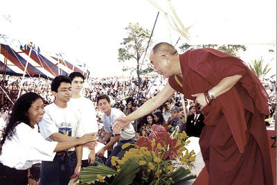 Em 1999, Dalai Lama tornou-se Doutor Honoris Causa da UnB